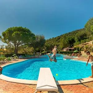 Campingplatz Villino Garden & Pool, Marina dʼAndora